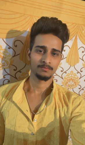 Shubham Sunilbhai Gavale, home tutor in Karelibaug, Vadodara